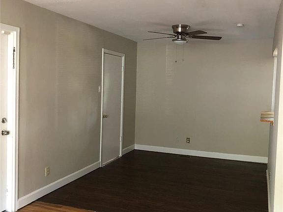 4th image of 8 Bayview Dr