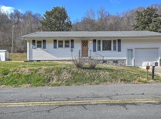 193 W Tucker Hollow Rd, Fall Branch, TN 37656