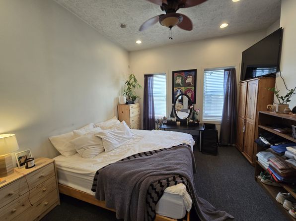 809 Jacksonia St Floor 1