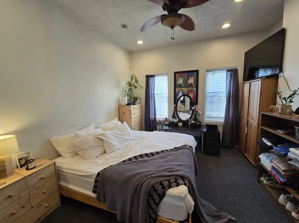 809 Jacksonia St Floor 1, Pittsburgh, PA 15212