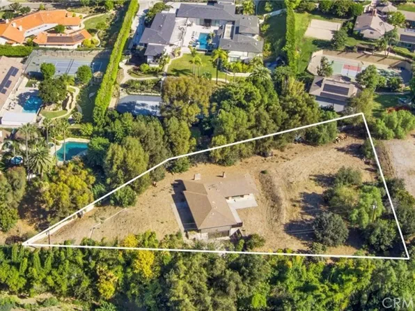 605 S Peralta Hills Dr, Anaheim, CA 92807