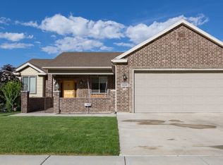 10259 N Bayhill Dr, Cedar Hills, UT 84062