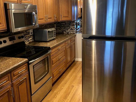 5th image of 2469 S Washington Ave #209