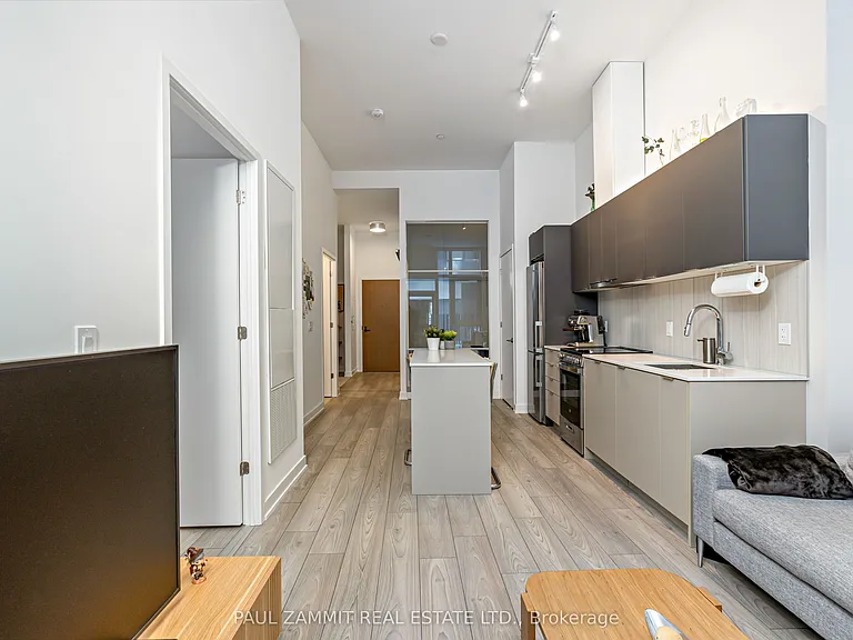 8 Tippett Rd #107 — Photo 7