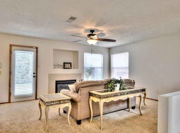 4th image of 8147 Oakdale Pl NW