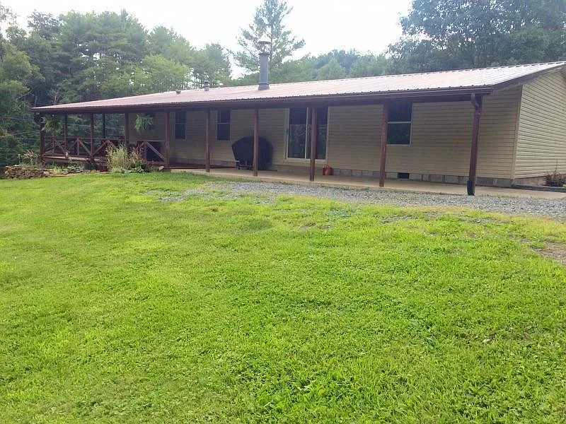 115 Grandview Ln photo 1