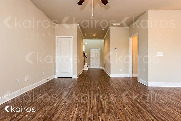 25 Heard Ln — Photo 2