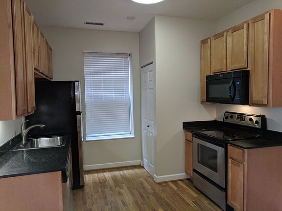 3rd image of 5671 Waterman Blvd APT 12
