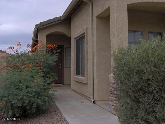 RIO - EXTERIOR ENTRY