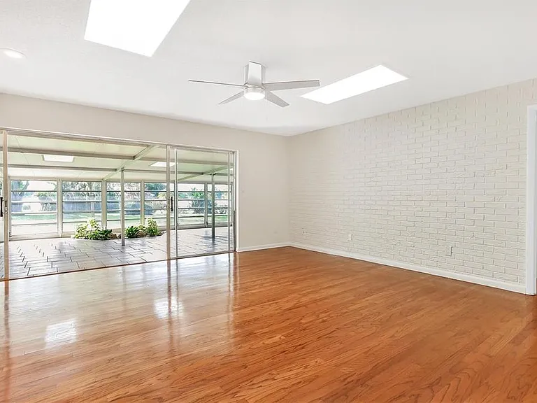 7864 Broken Arrow Trl — Photo 6