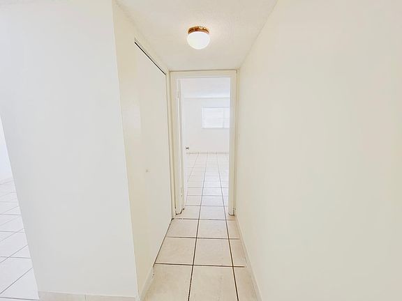 5th image of 3610 NW 21st St APT 212
