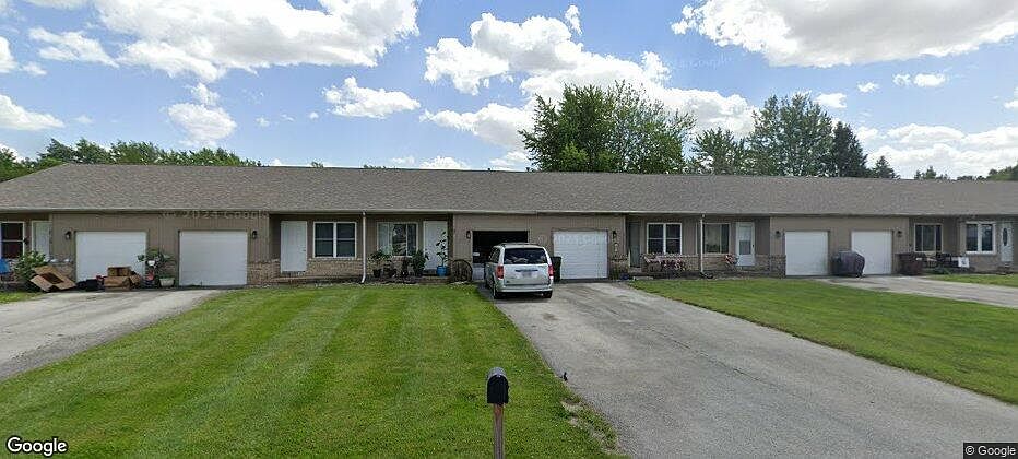 1st image of 20423 Brooke Ln