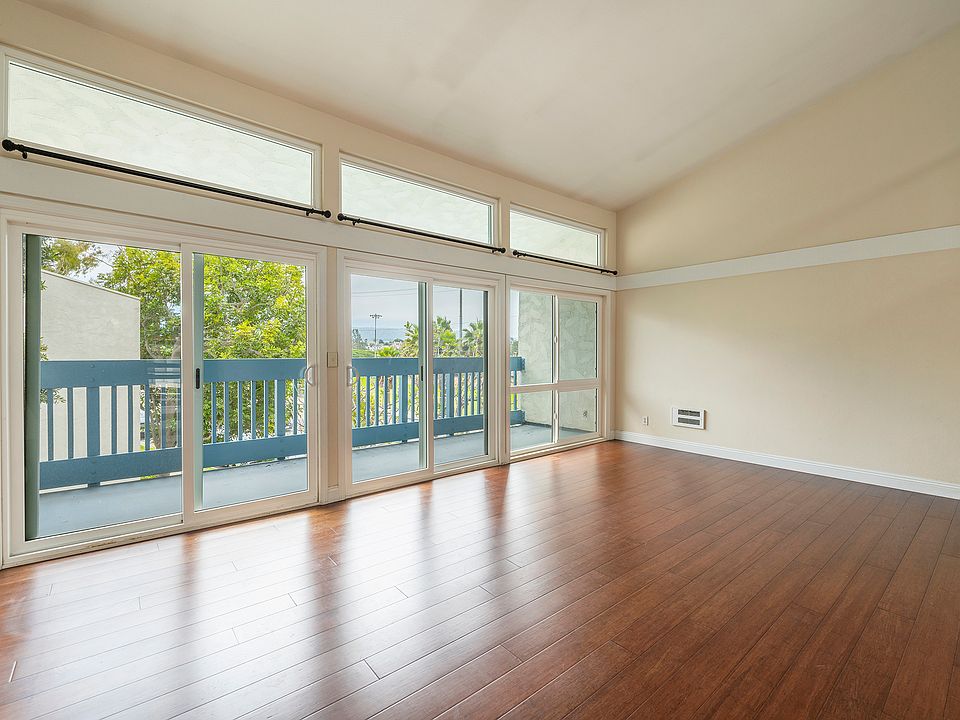 1st image of 826 Camino Real Unit 201