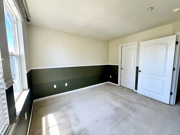 719 Veranda Cir — Photo 12