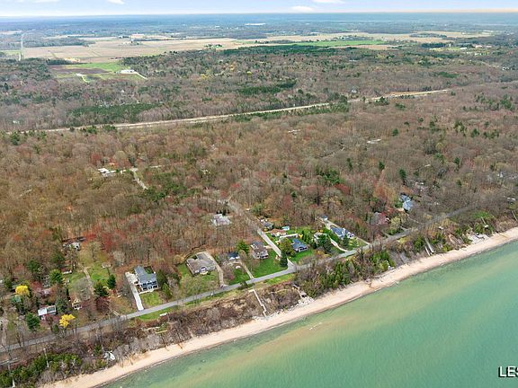 4th image of 10 Collins Wooded Acres