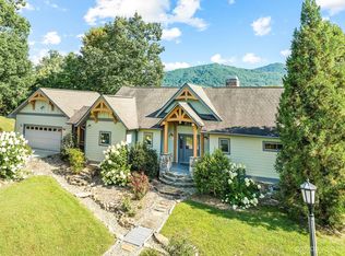 26 King Horn Rdg, Waynesville, NC 28785