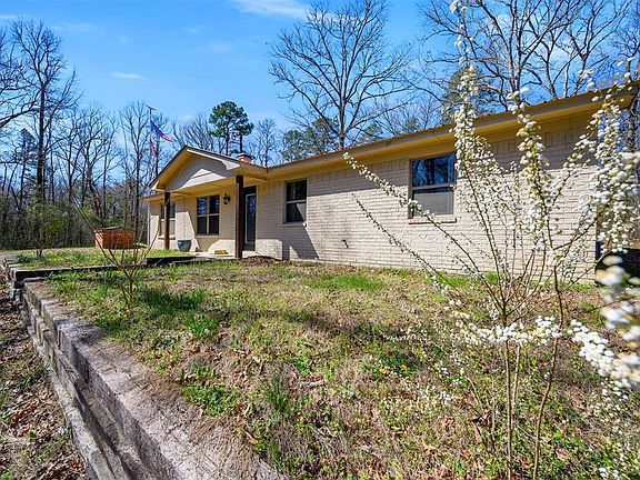 3rd image of 234 Glover Rd