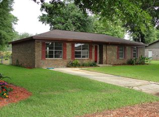 4689 Pine Ln, Pace, FL 32571