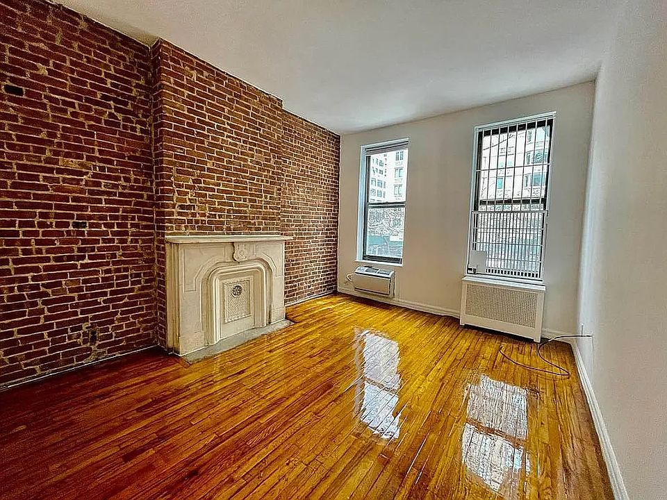 1st image of 1315 1st Ave APT 2C