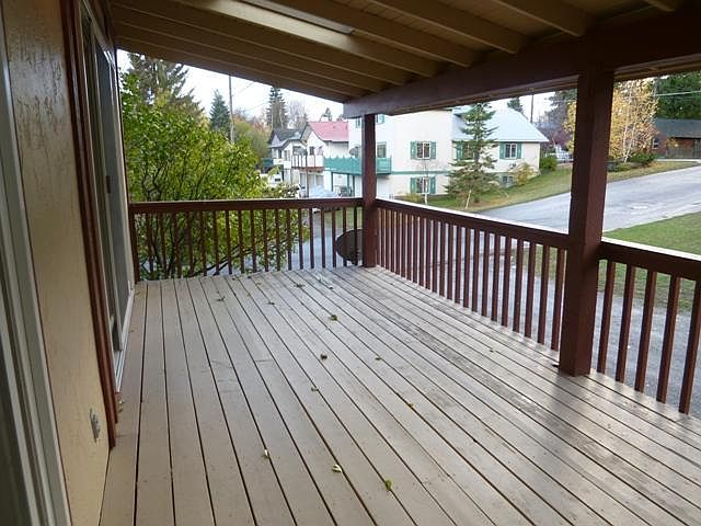 2nd image of 226 S 3rd Ave