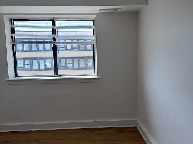 Park Place Apartments — Photo 60