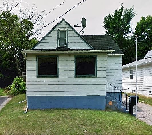 1st image of 920 Bradley Ave