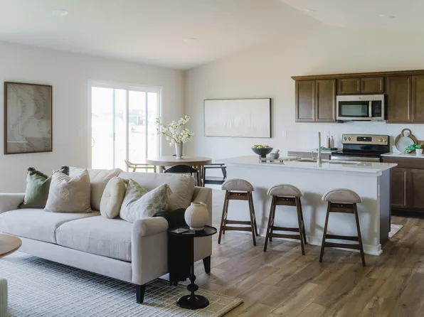 Cedar Plan, Berwick Estates