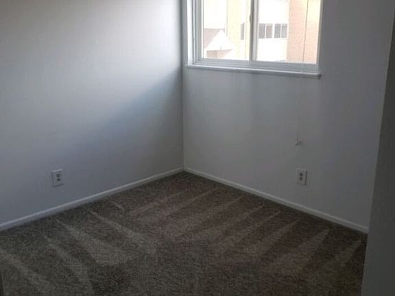 4th image of 1622 S 17th St #C2