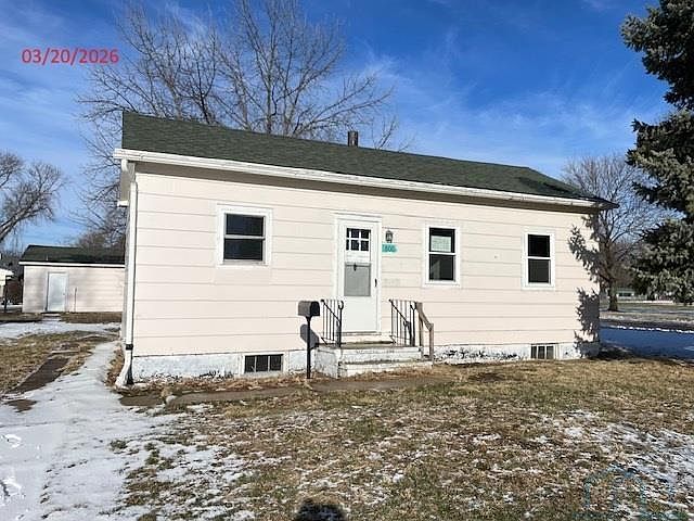 1st image of 800 12th St