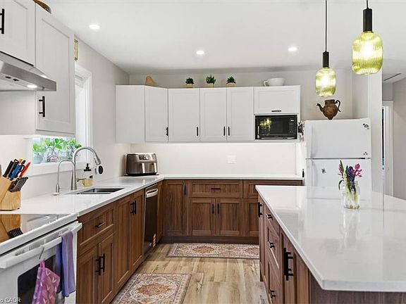 5th image of 9487 Maas Park Dr
