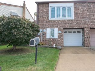 7909 Revere St, Philadelphia, PA 19152
