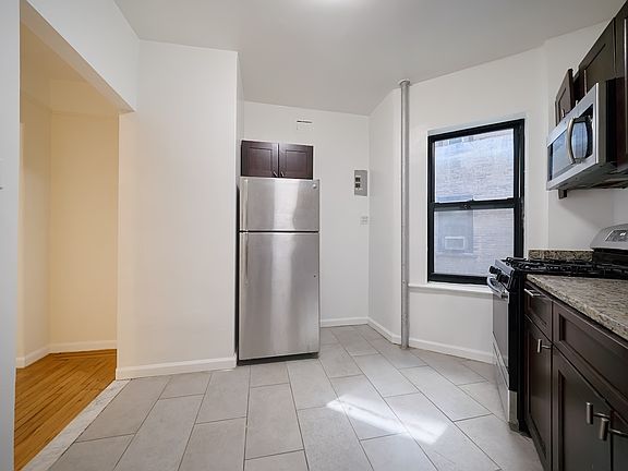 5th image of 735 W 172nd St APT A3