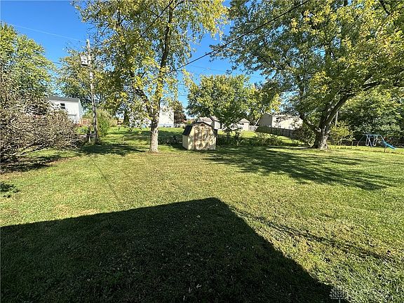 3rd image of 126 Lightner Ln