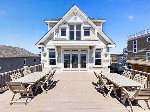 5th image of 399 Atlantic Ave