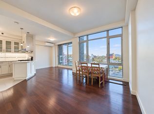 4055 College Point Blvd APT 4, Flushing, NY 11354
