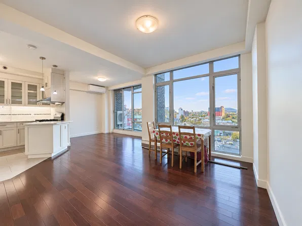 4055 College Point Blvd APT 4, Flushing, NY 11354