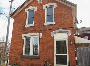 24 Ashley St, Hamilton, ON L8L 5S3