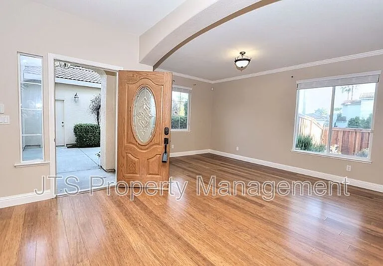 2040 San Esteban Cir — Photo 28