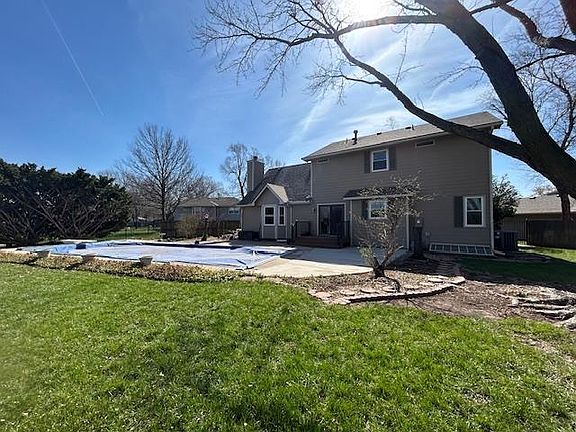 2nd image of 11850 W Rolling Hills Ct