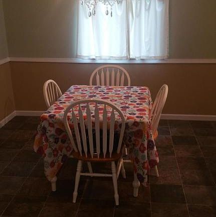 3rd image of 414 Dahlia Dr
