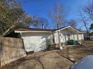 24 Waterfront Dr, Sherwood, AR 72120