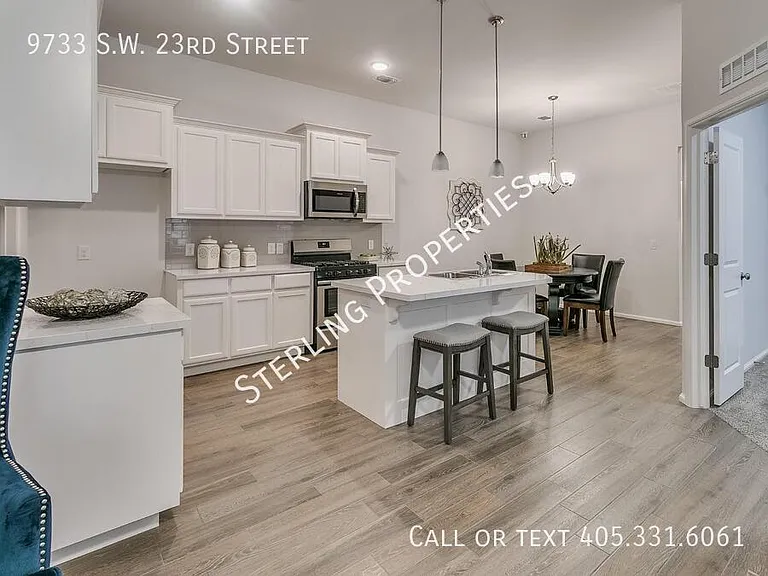 9733 SW 23rd St — Photo 7