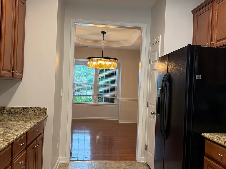 380 Battery Cir — Photo 3