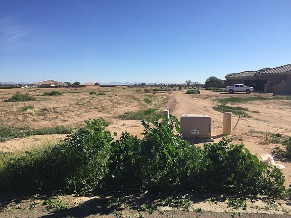 4th image of 16022 W Cheryl Ct