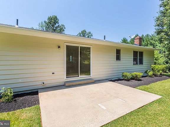 5th image of 2413 Jennifer Ct