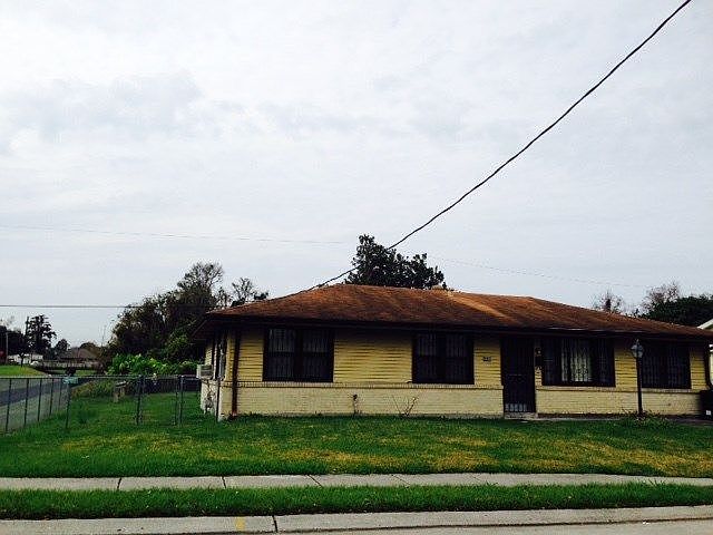 1st image of 1683 Lauradale Dr