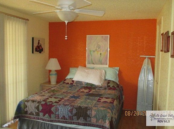 3rd image of 13 Summer Ln