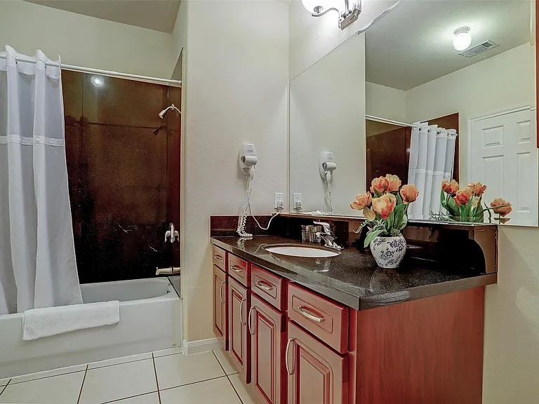 2078 Laverne St #5 — Photo 12