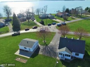1367 Calvert Rd, Chester, MD 21619