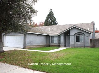 296 N Jasmine Ave, Clovis, CA